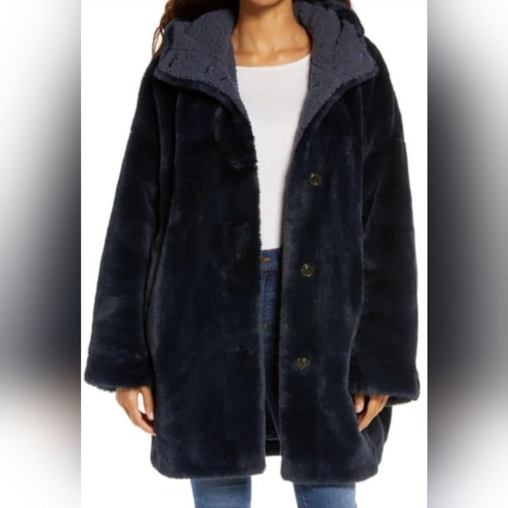 NWOT UGG Nori Oversized Coat- Faux Fur - Picture 15 of 17